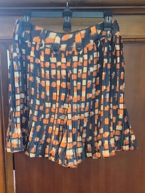 VERB | Pleated High Waisted Shorts Orange Black Cream - Women's Size Small